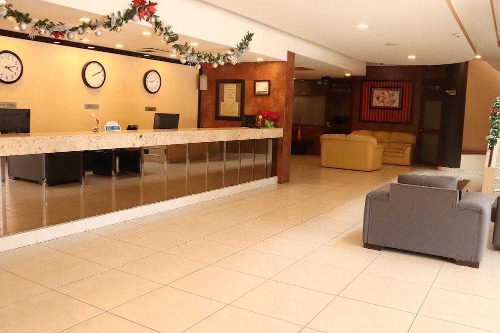 Hotel Santa Irene 瓜达拉哈拉 外观 照片