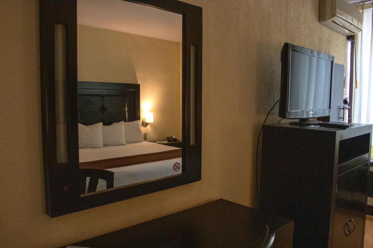 Hotel Santa Irene 瓜达拉哈拉 外观 照片