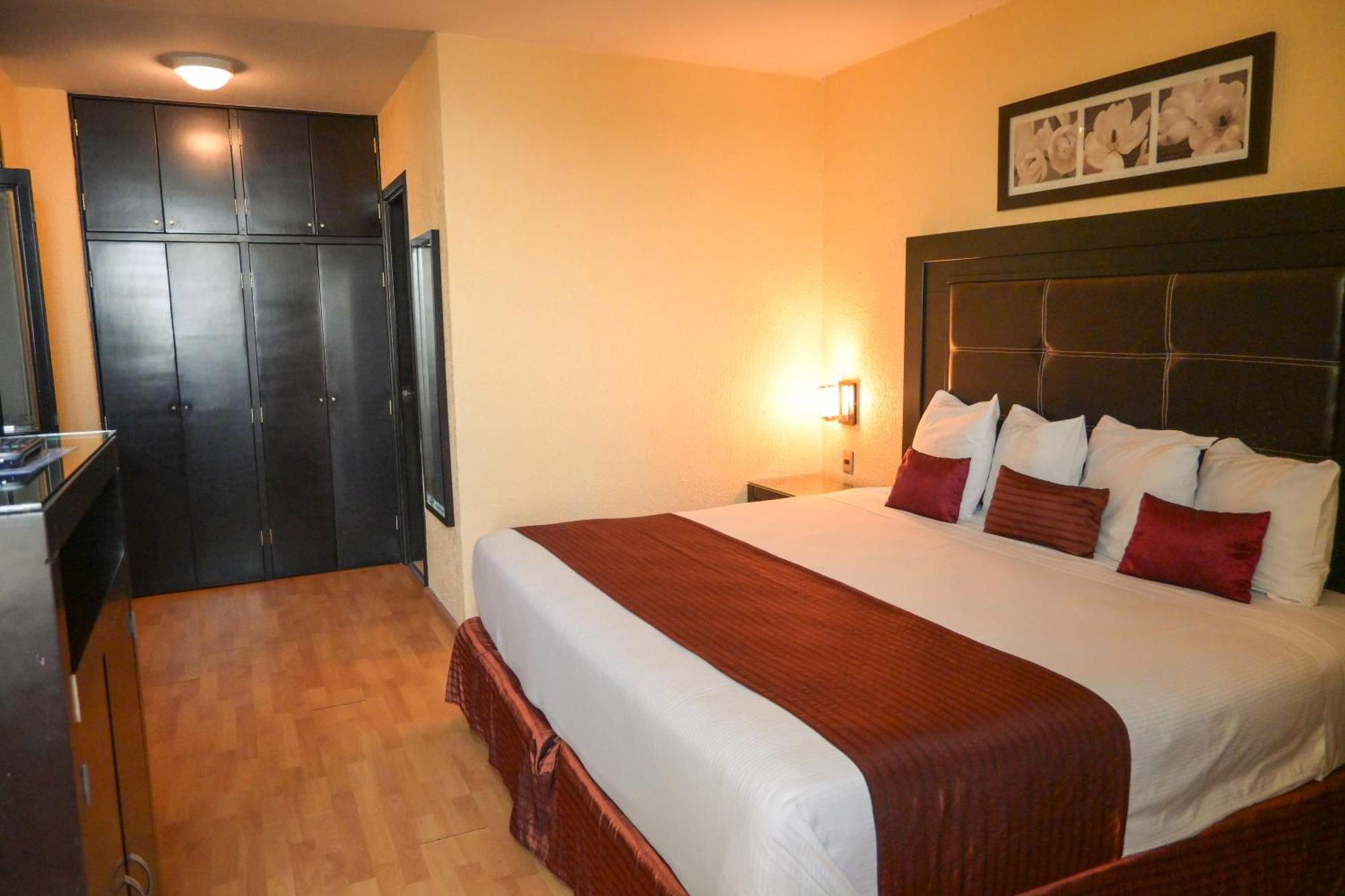 Hotel Santa Irene 瓜达拉哈拉 外观 照片