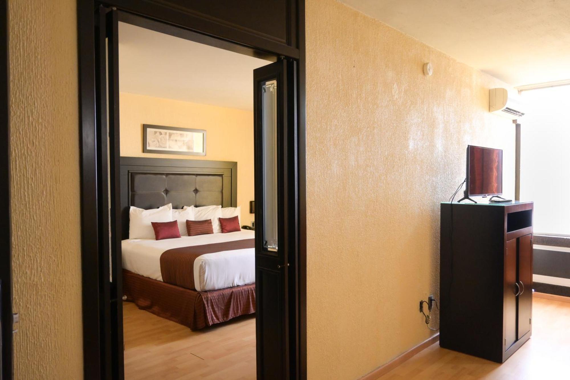 Hotel Santa Irene 瓜达拉哈拉 外观 照片