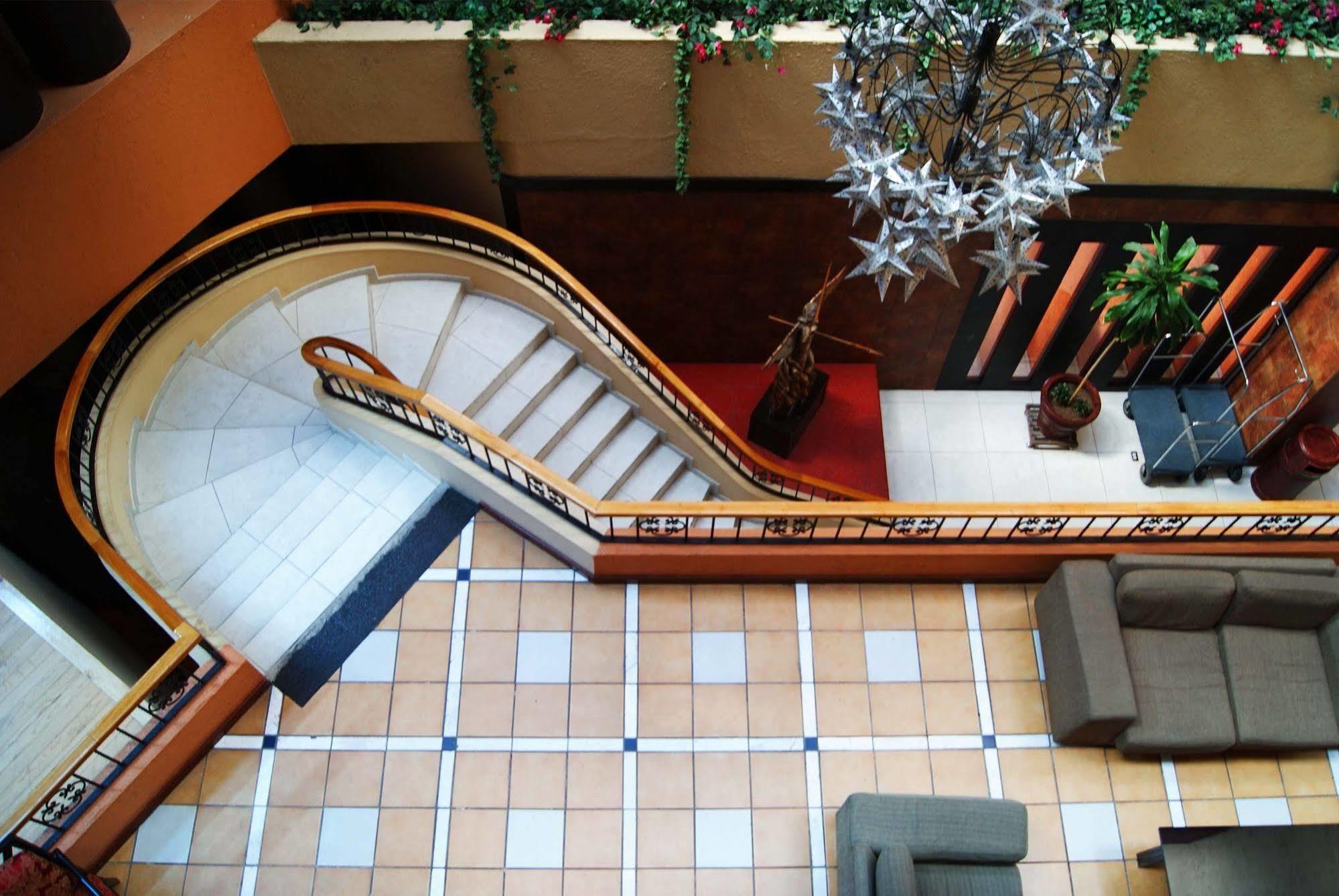 Hotel Santa Irene 瓜达拉哈拉 外观 照片